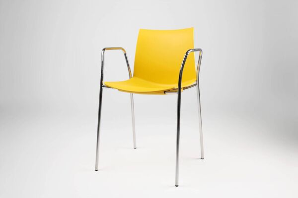 Chaise jaune du milieu du siècle avec structure en métal et siège en plastique, Belgique