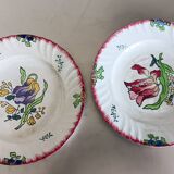 2 Longwy “Marseille” plates – Tulip decor.