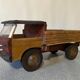 Camion en bois de la marque française Dejou