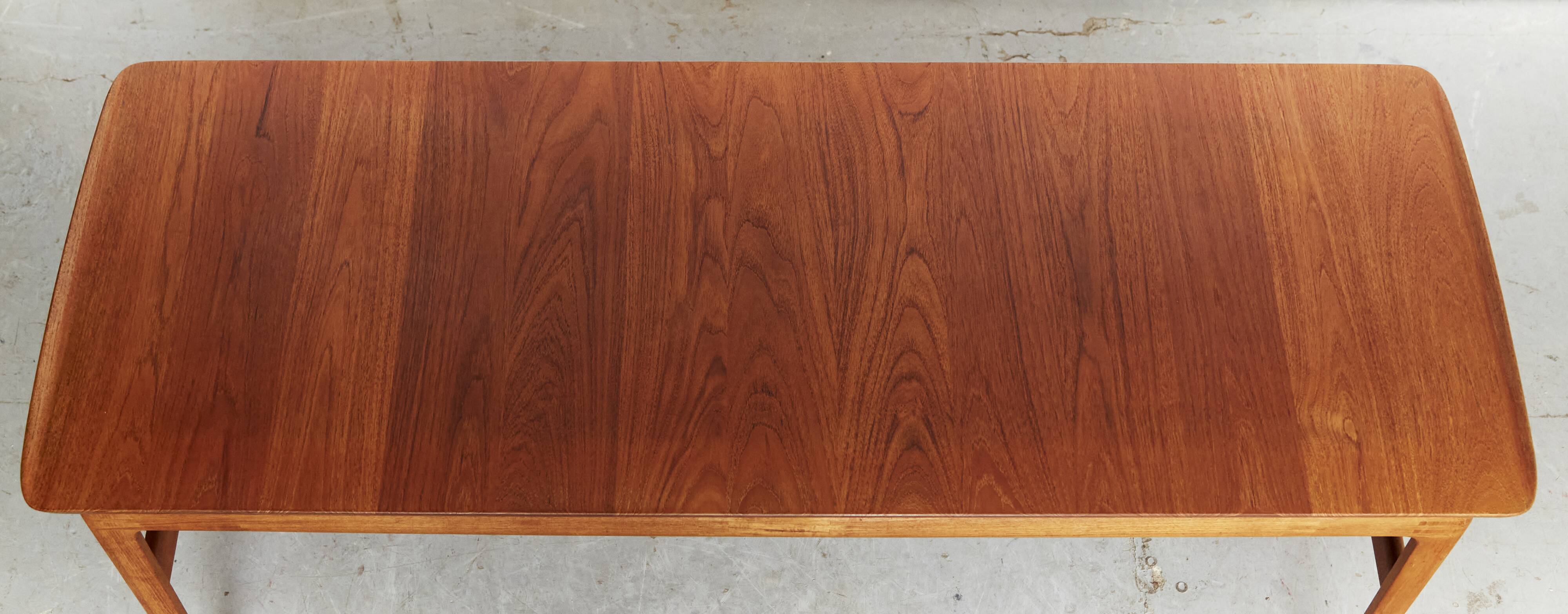 FD 640 Table by Peter Hvidt & Orla Mølgaard-Nielsen for France & Son,