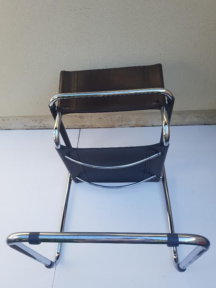 Fasem brown leather chair