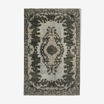 Tapis contemporain oriental des années 1970 168 cm x 260 cm tapis gris fait à la main