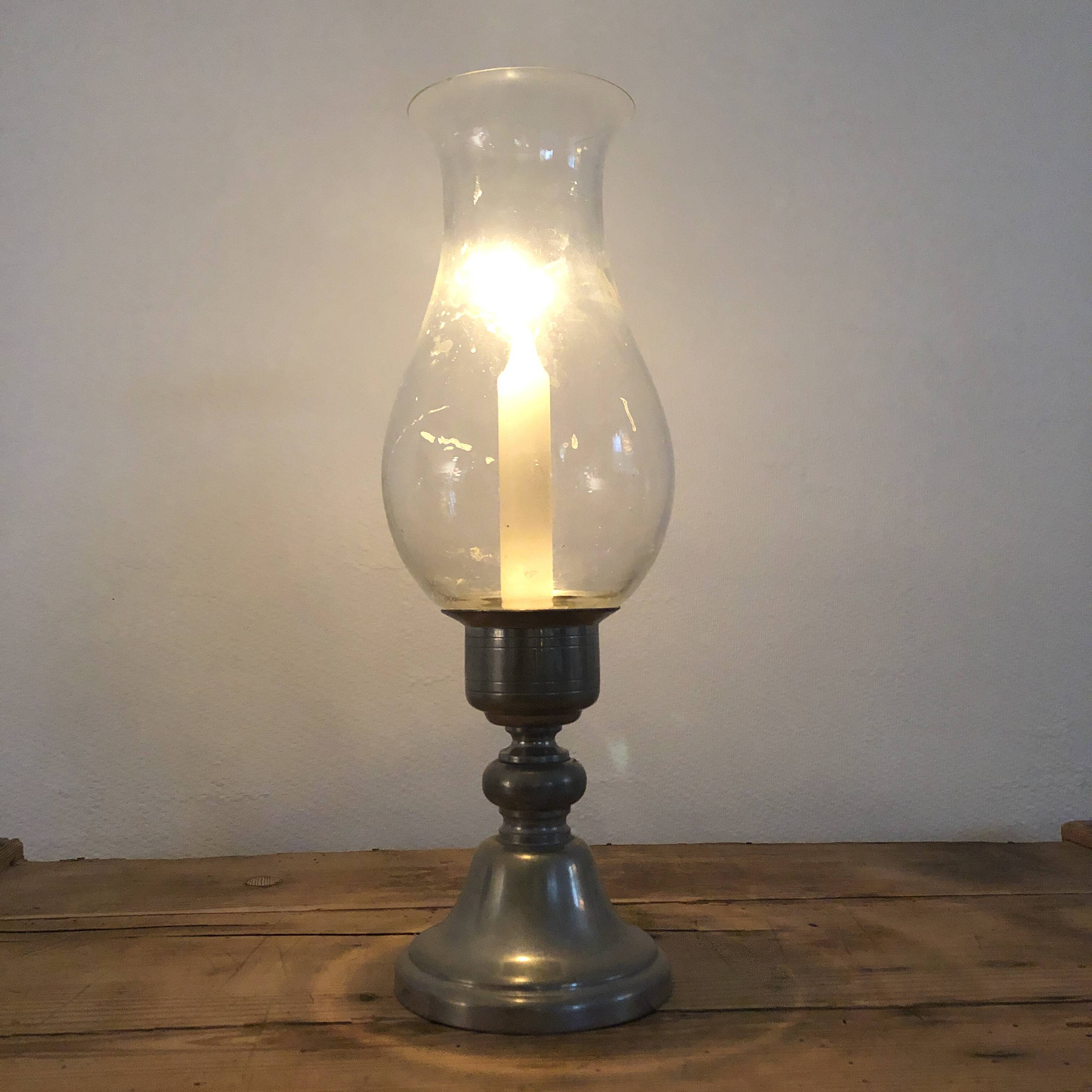 Tealight holder