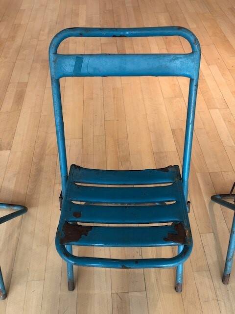 Set of 6 school or industrial style folding chairs from the 1950s/60s