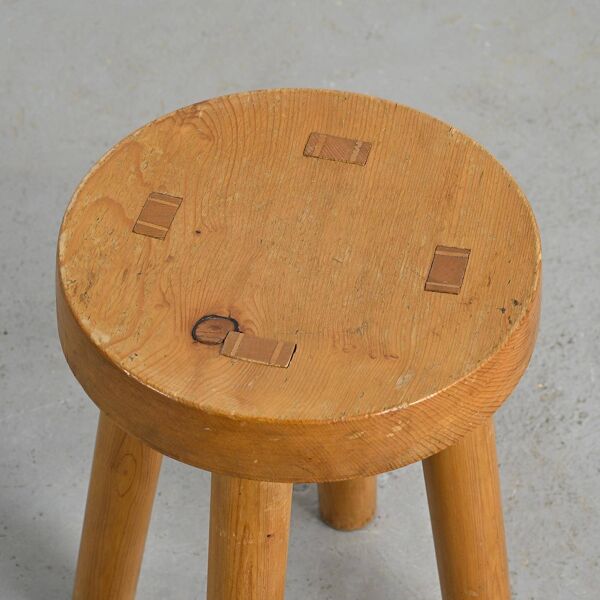 Tabouret par Charlotte Perriand pour les Arcs 1600, vers 1965