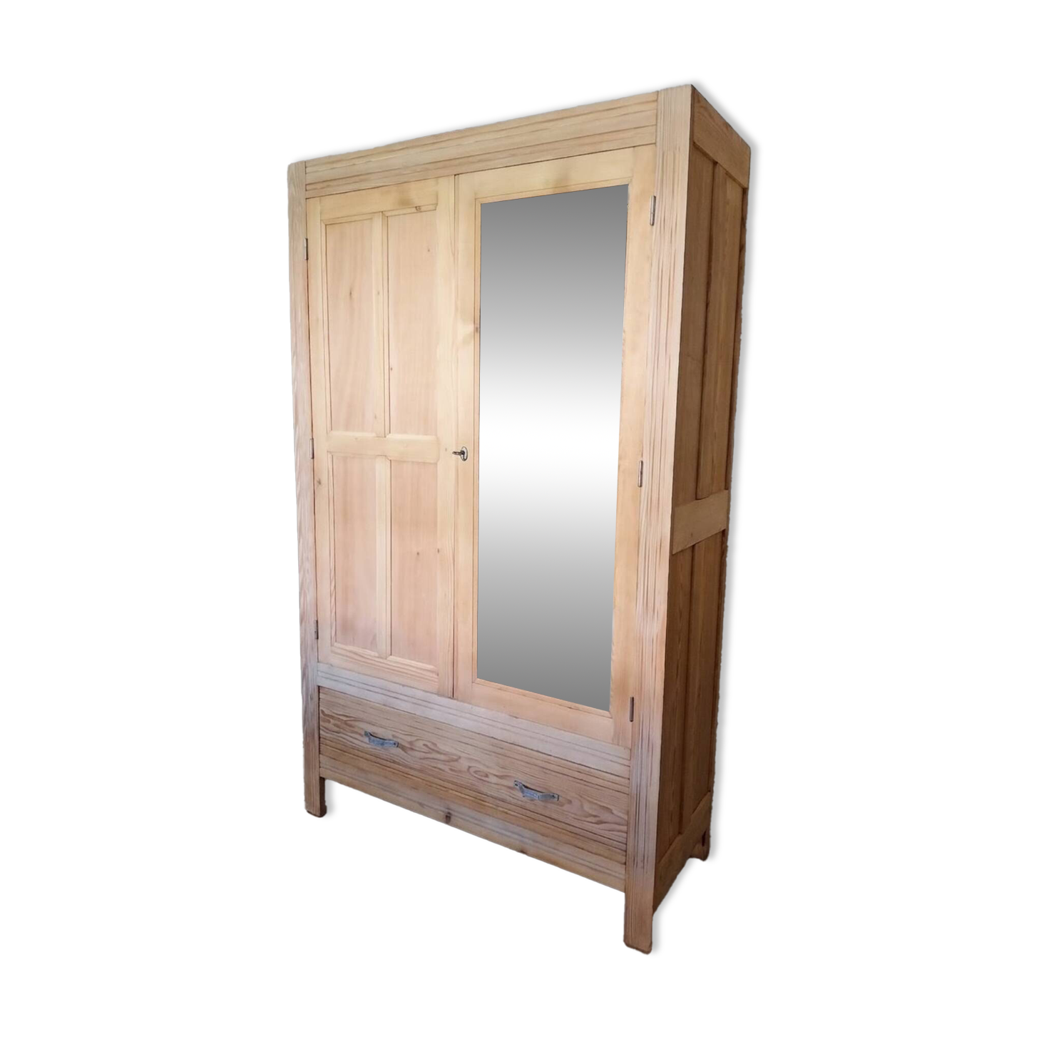 Armoire art deco