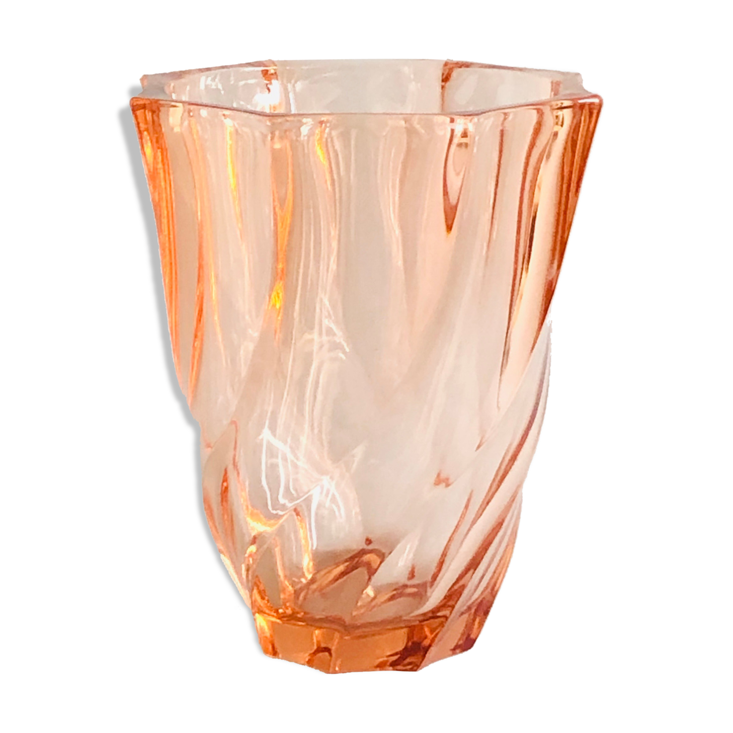 Small vase in pink glass