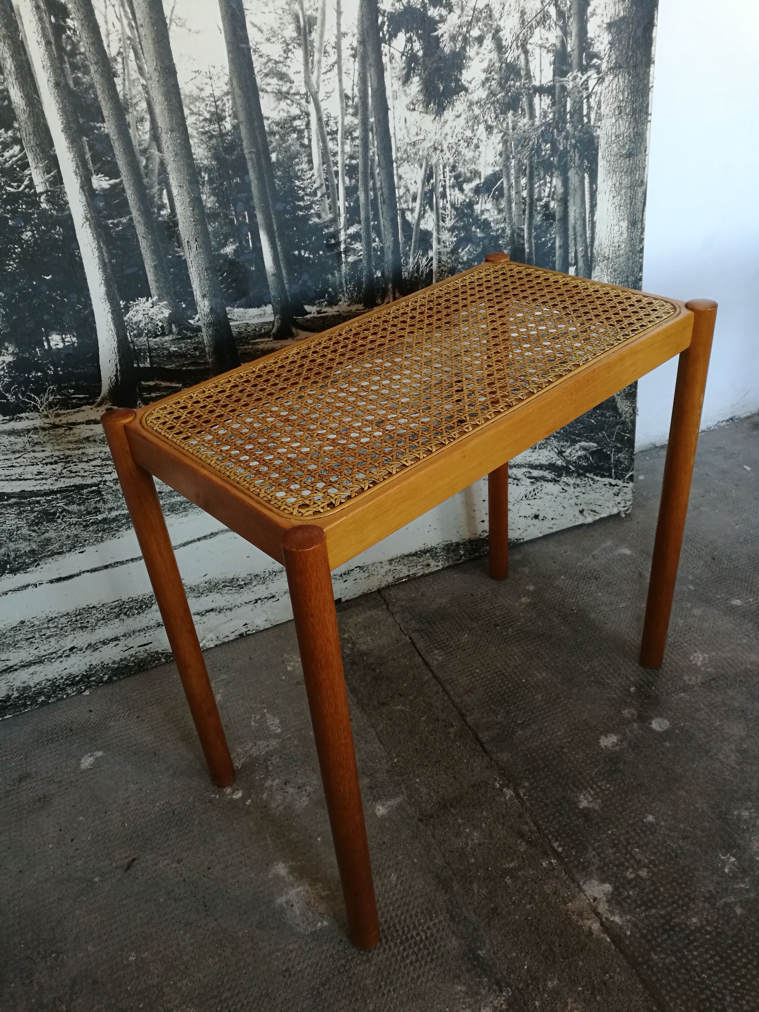 Table, canning sofa tip