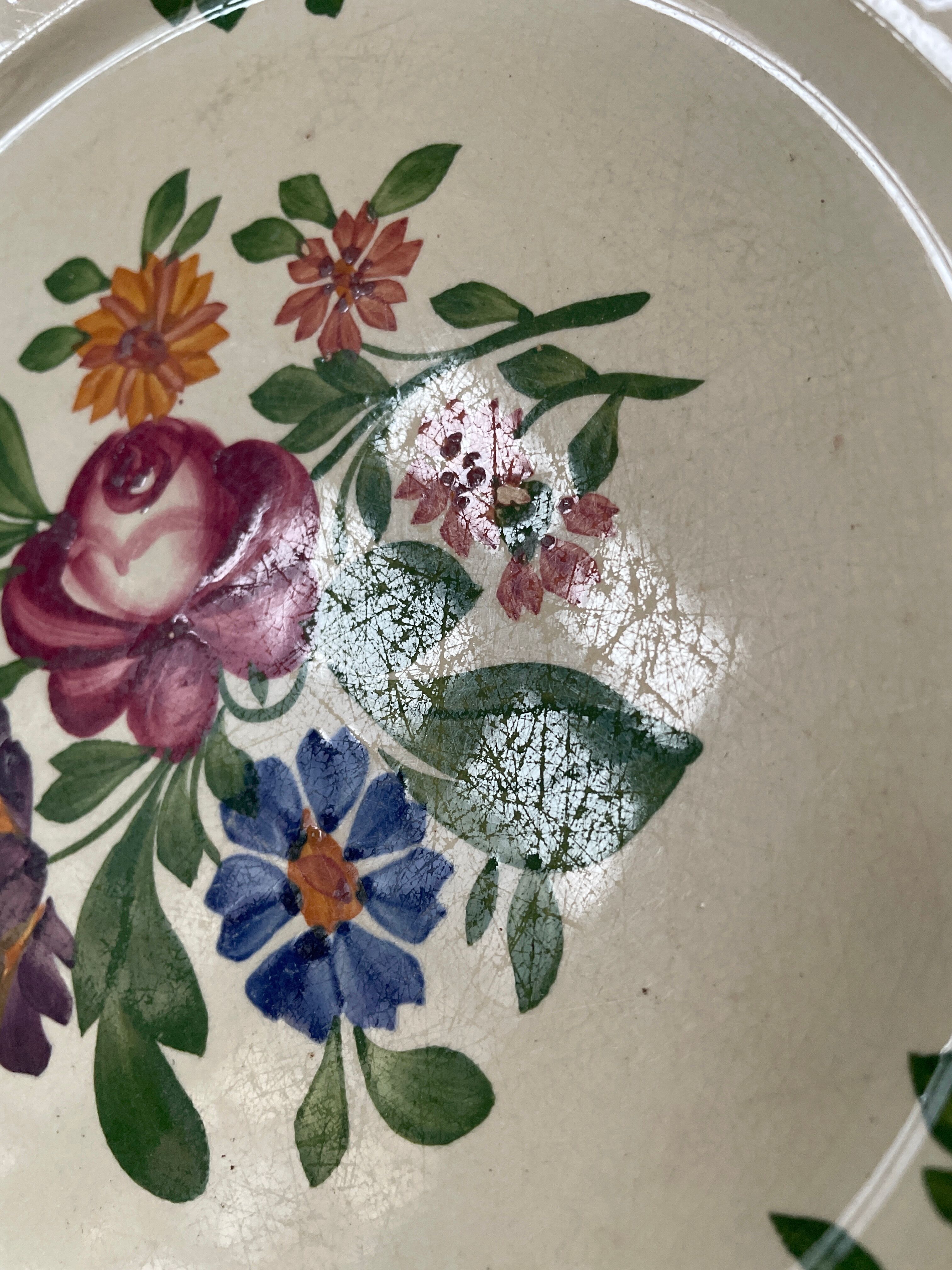 Set of 8 flat plates in Sarreguemines earthenware, model "Rusticana"