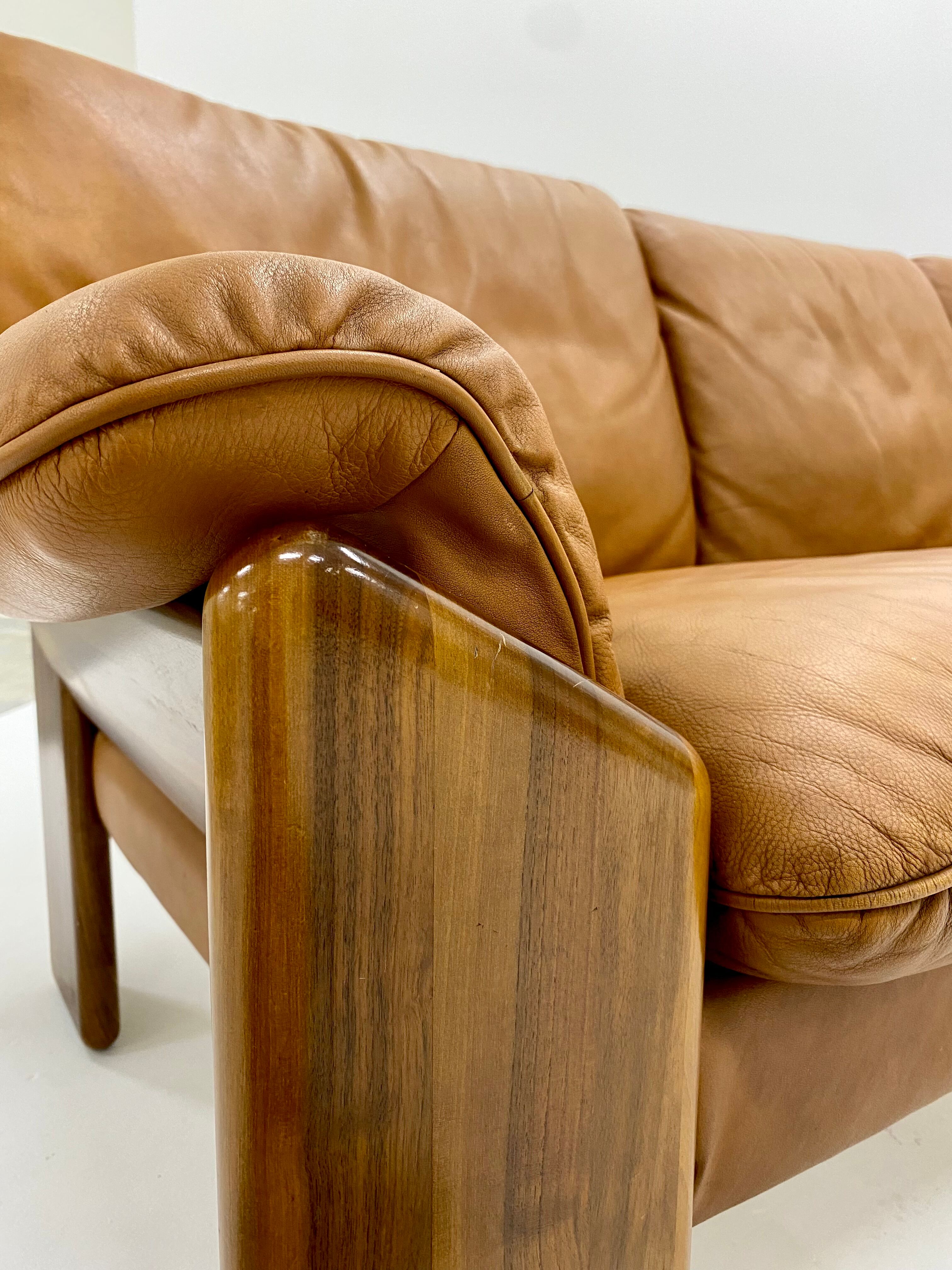Cognac Leather Sofa By Sapporo For Mobil Girgi, Italy 1970s