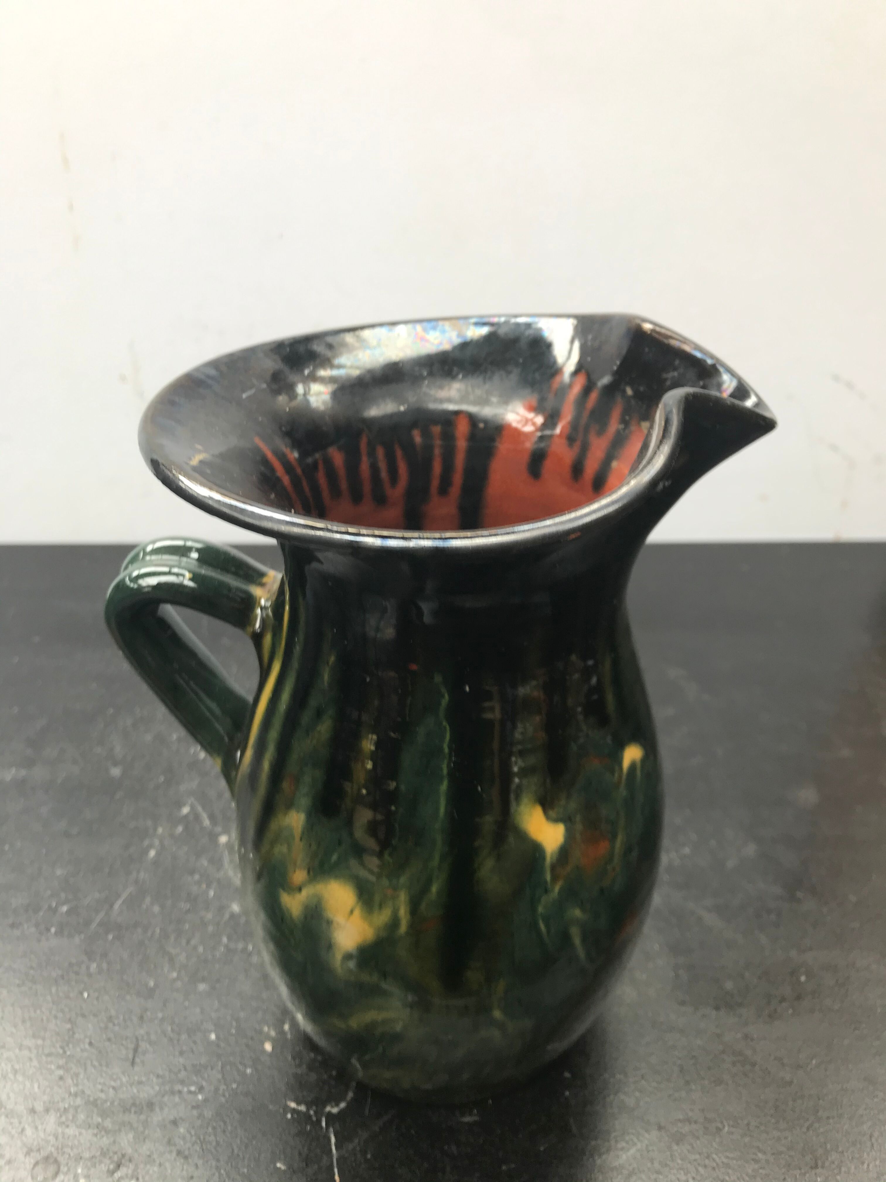 Former vintage 70s vintage green ceramics pitcher
