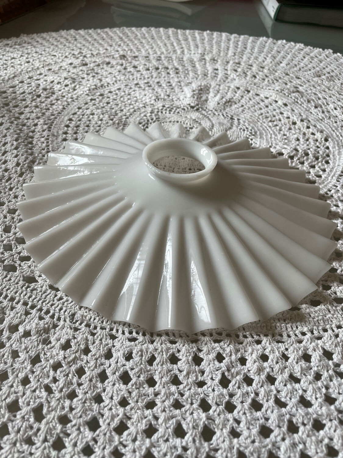 Vintage pleated opaline pendant lamp