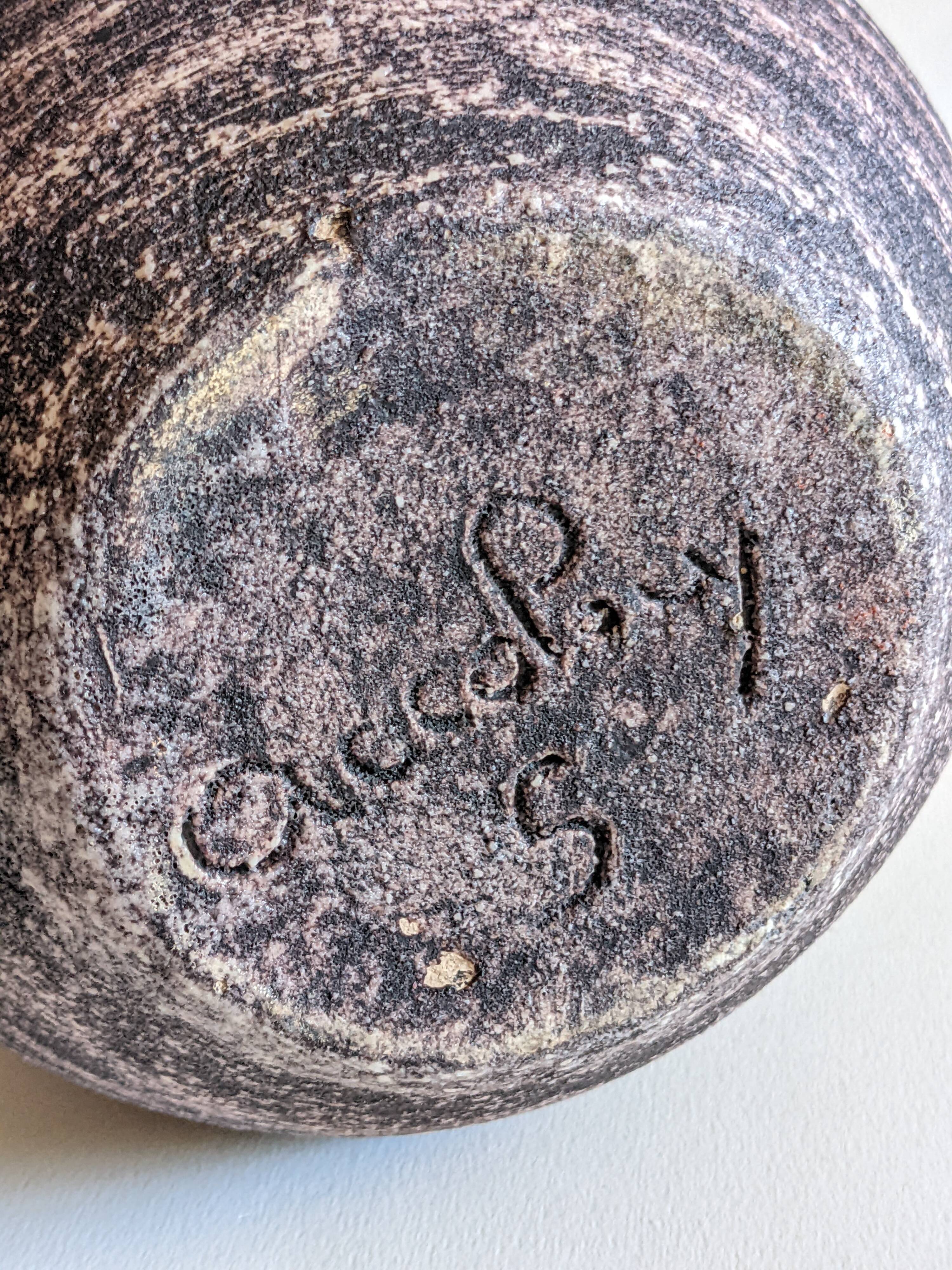 Accolay ceramic vase