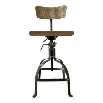 Bienaise workshop chair