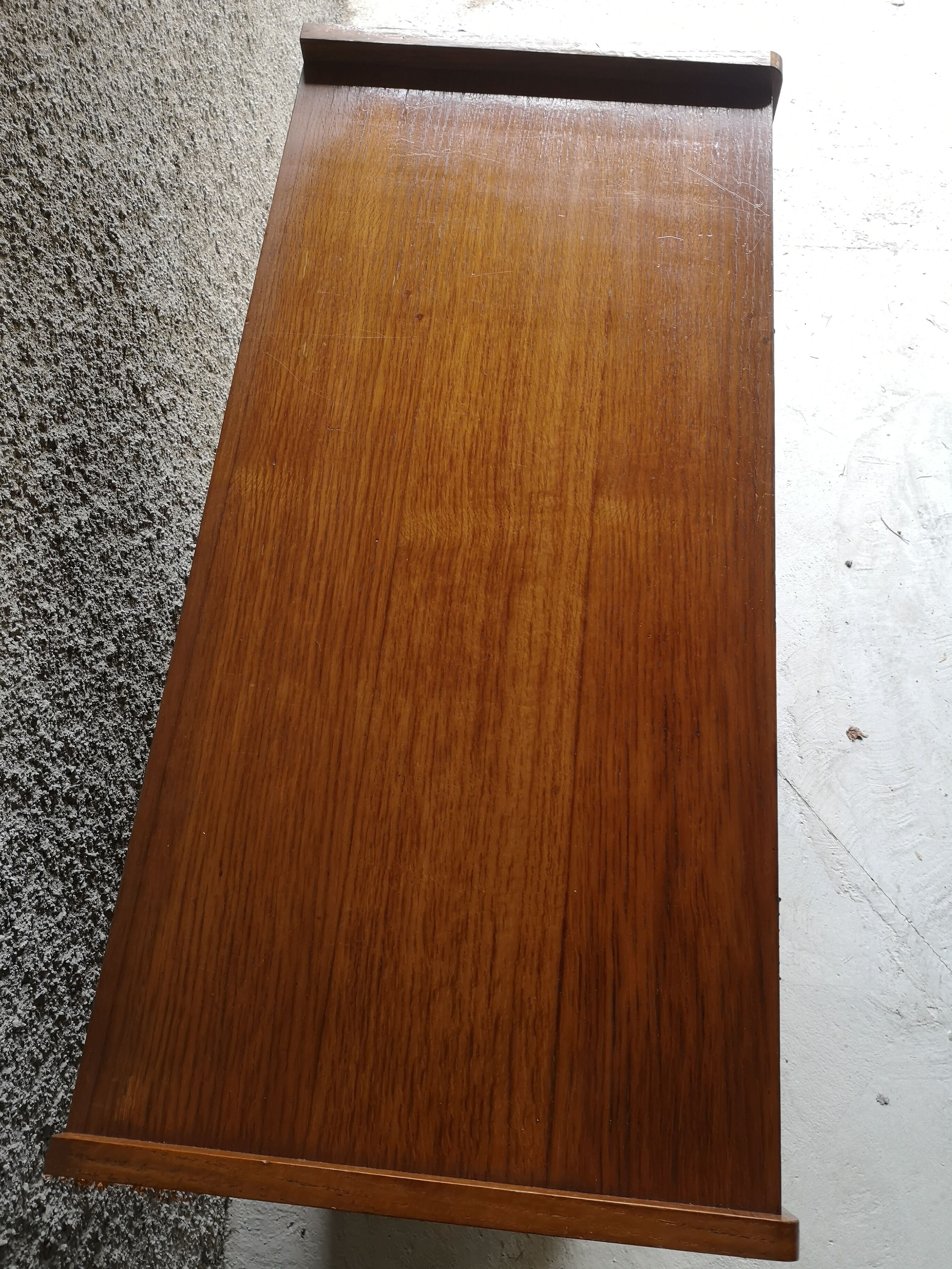 Commode scandinave