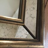 Golden mirror with 68 x 54 cm