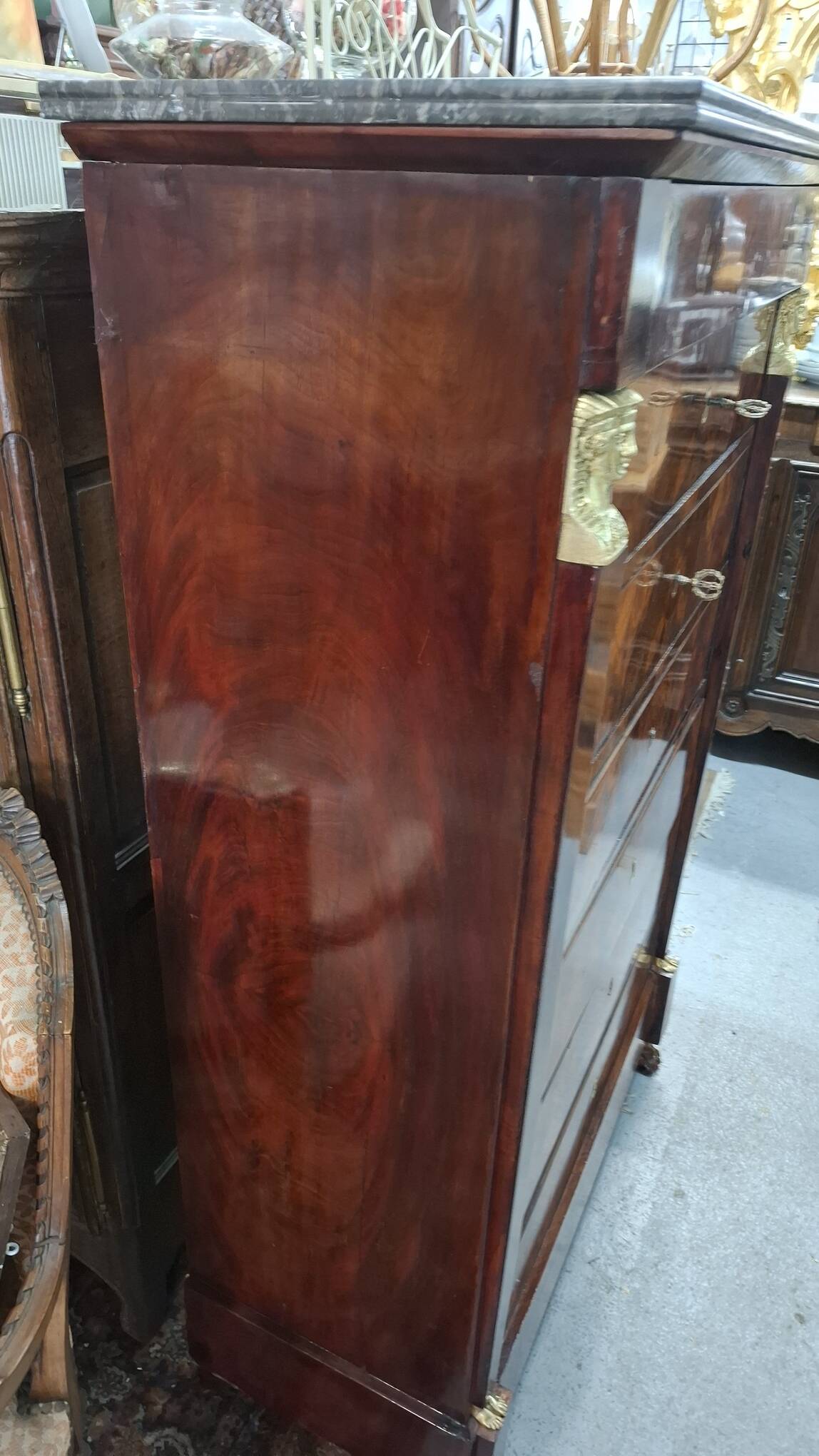 Mahogany Weekly Chest Return from Egypt