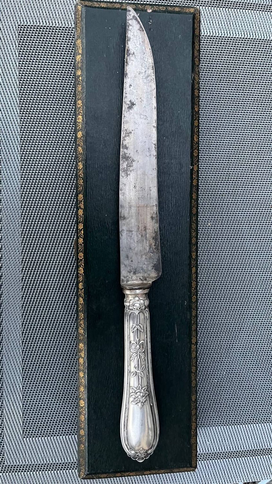 Vintage cutting service cutlery box