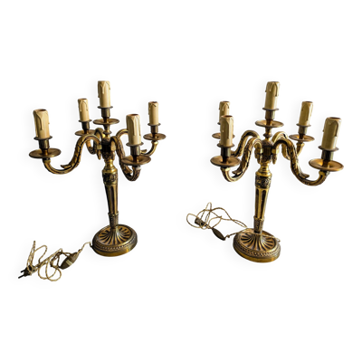Paire de chandeliers en bronze dore