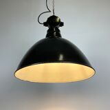 Lumière d’usine d’émail noir d’Allemagne de l’Est par Lbd Veb Leuchtenbau Dresden, années 1950