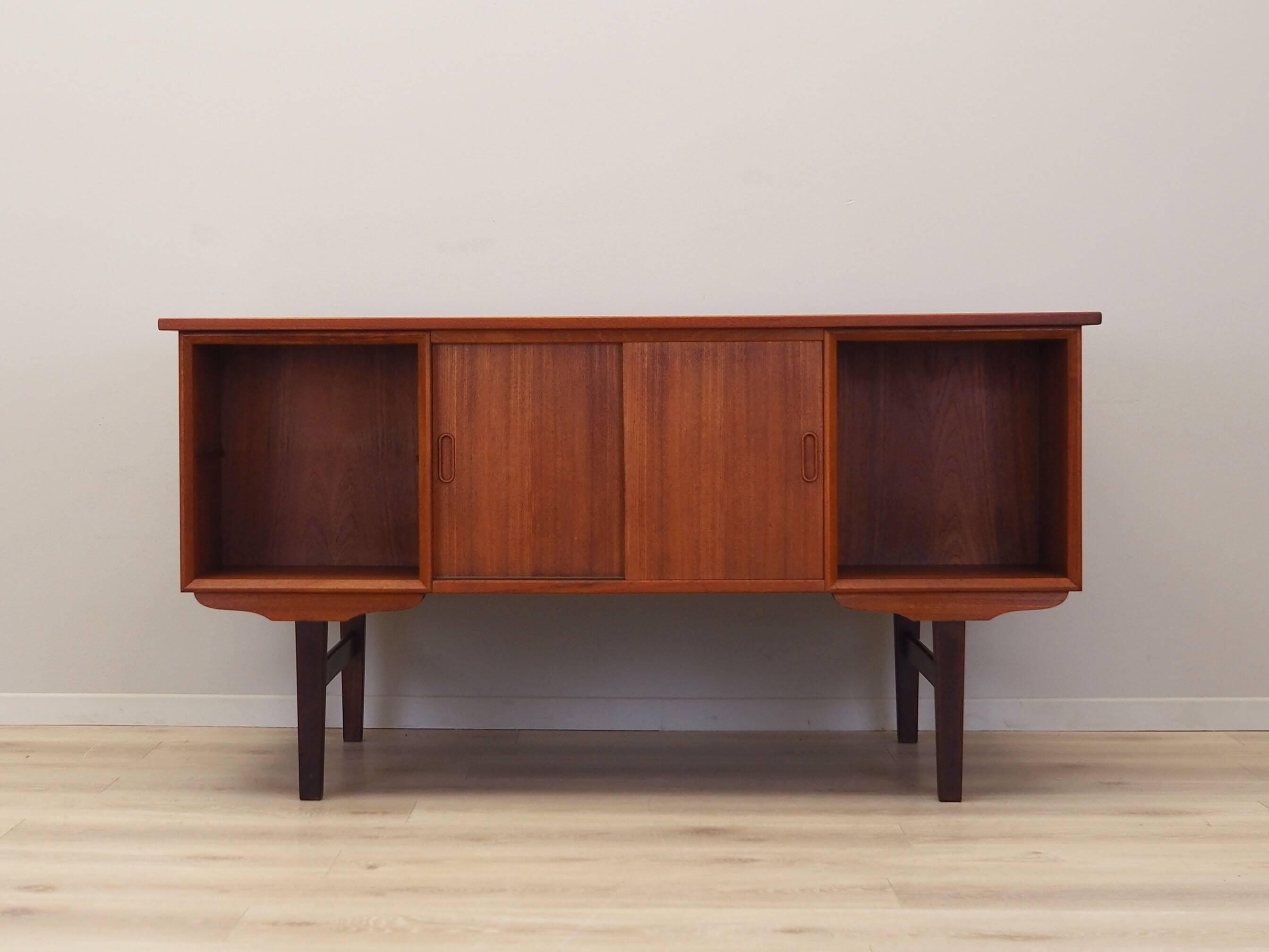 Teak desk, Danish design, 1970s, production: Denmark