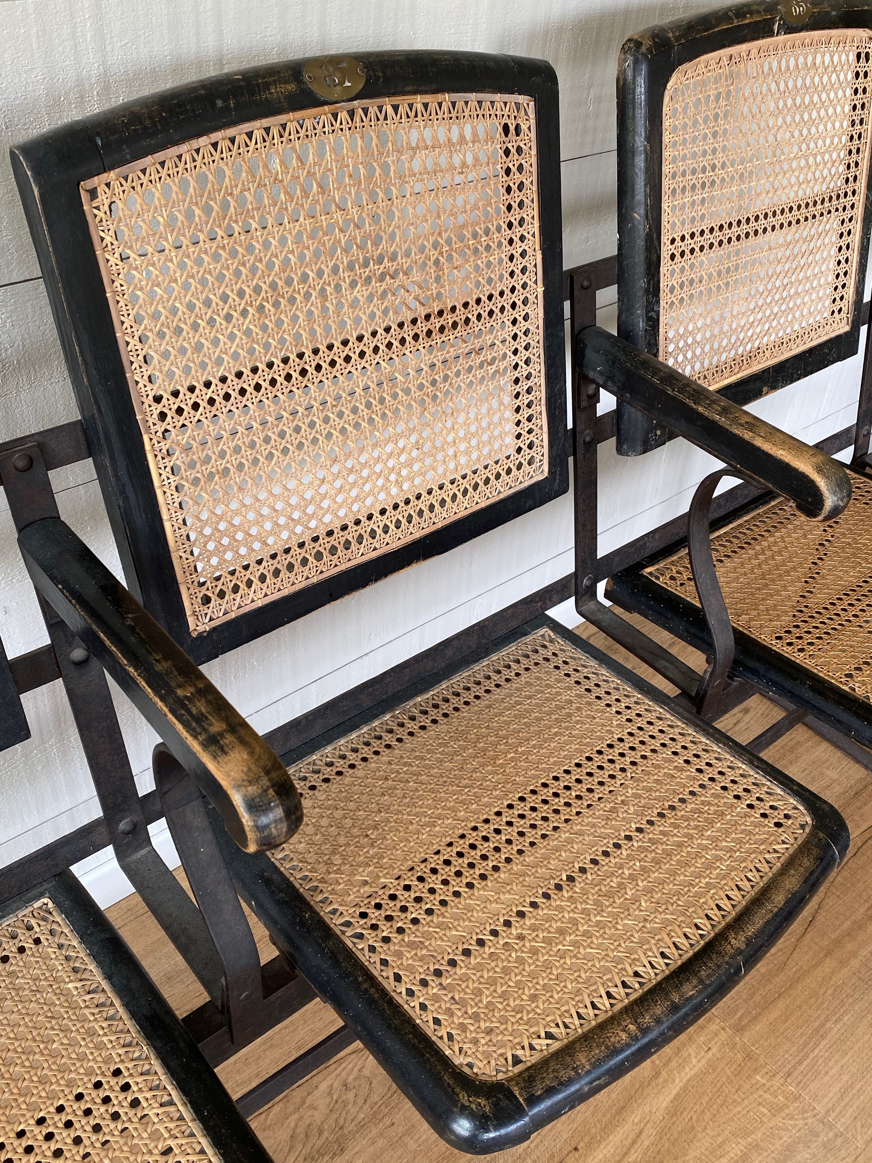 Canned theatrical bench