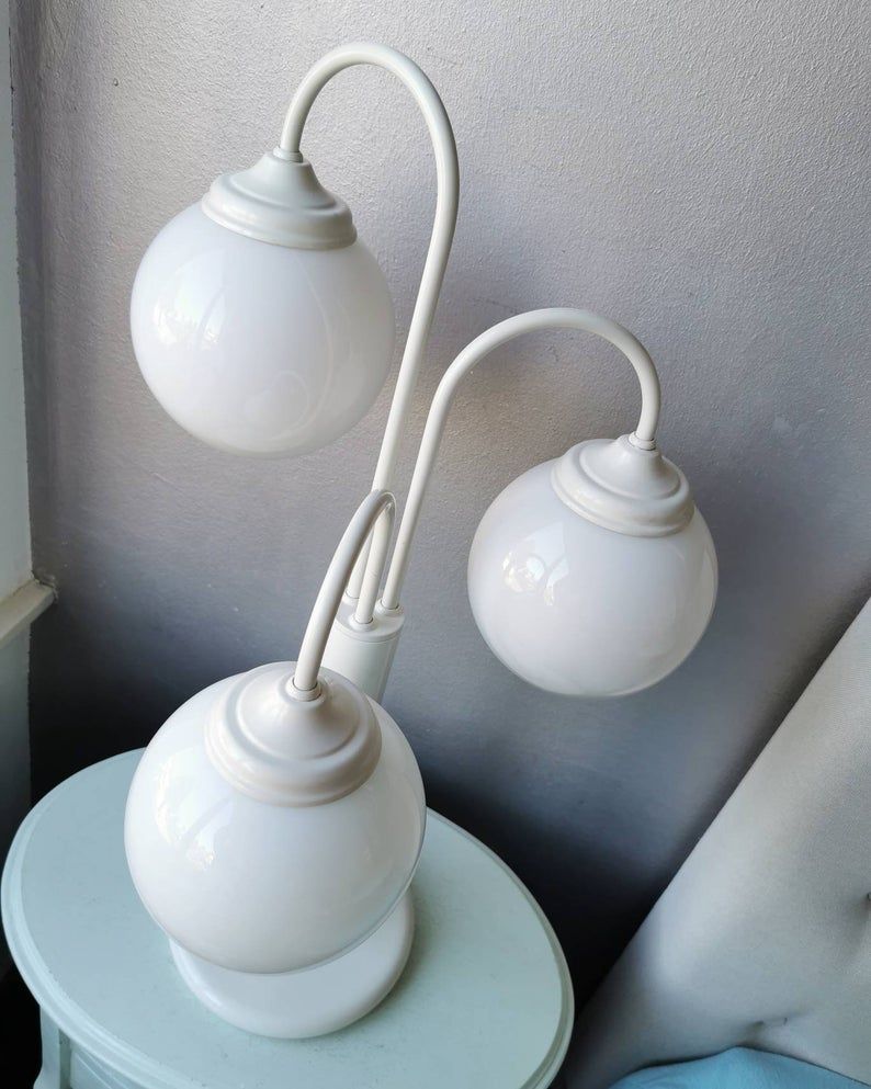 Lampe de table en métal blanc vintage avec 3 boules de lanterne, années 80