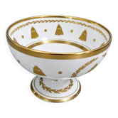 Coupe sur pied Empire en porcelaine blanche, richement décorée à l’or fin
