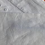 Drap 2-seater MG linen at the end of the triple-scale - open squares