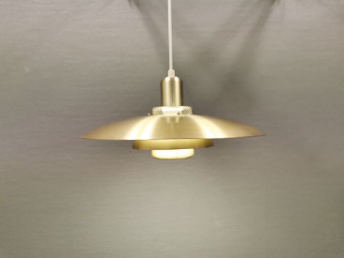 Scandinavian hanging lamp
