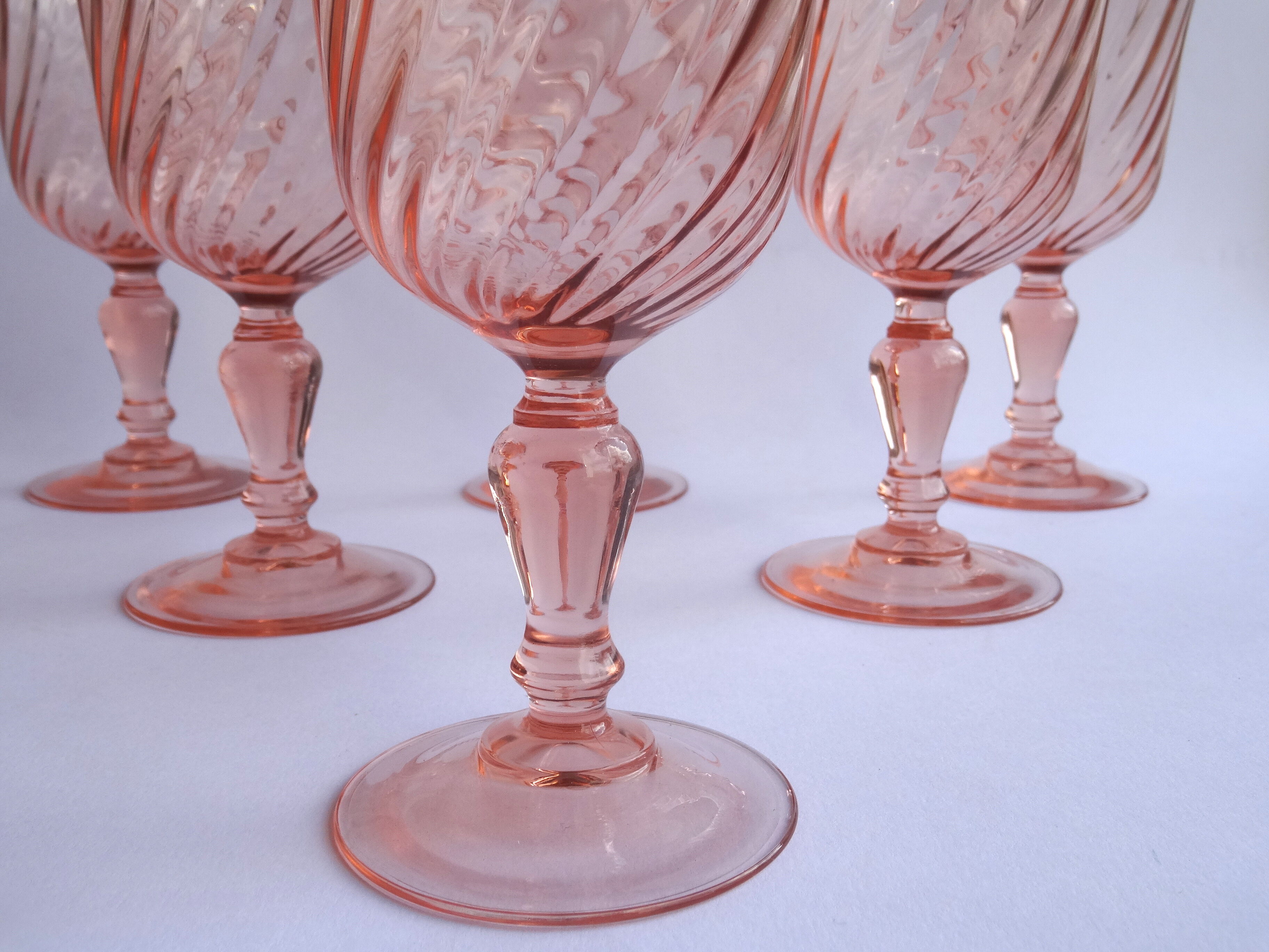 6 Luminarc Rosaline red wine glasses