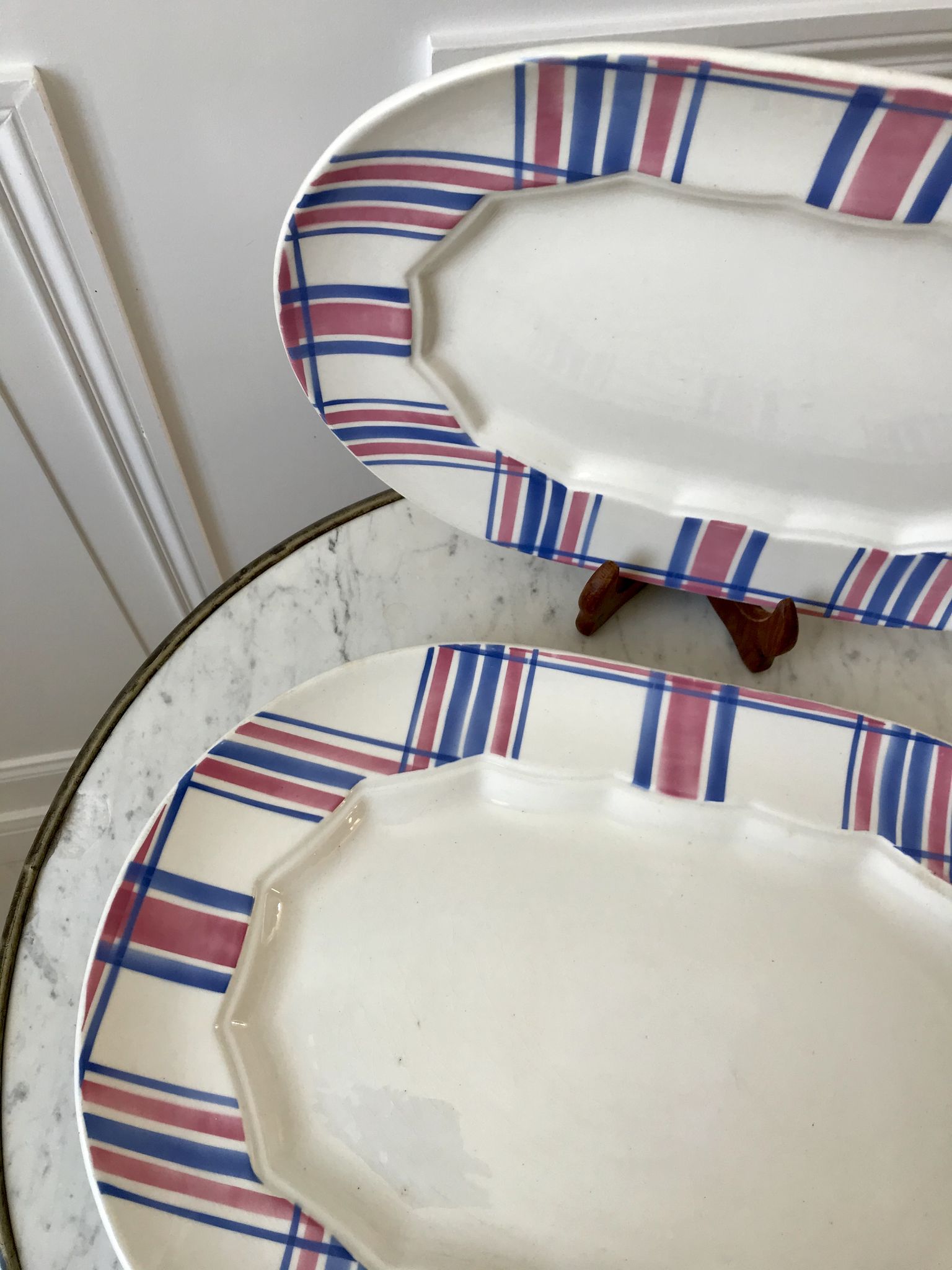 Duo of rectangular dishes HBCM model "Scottish" pink and blue 50s