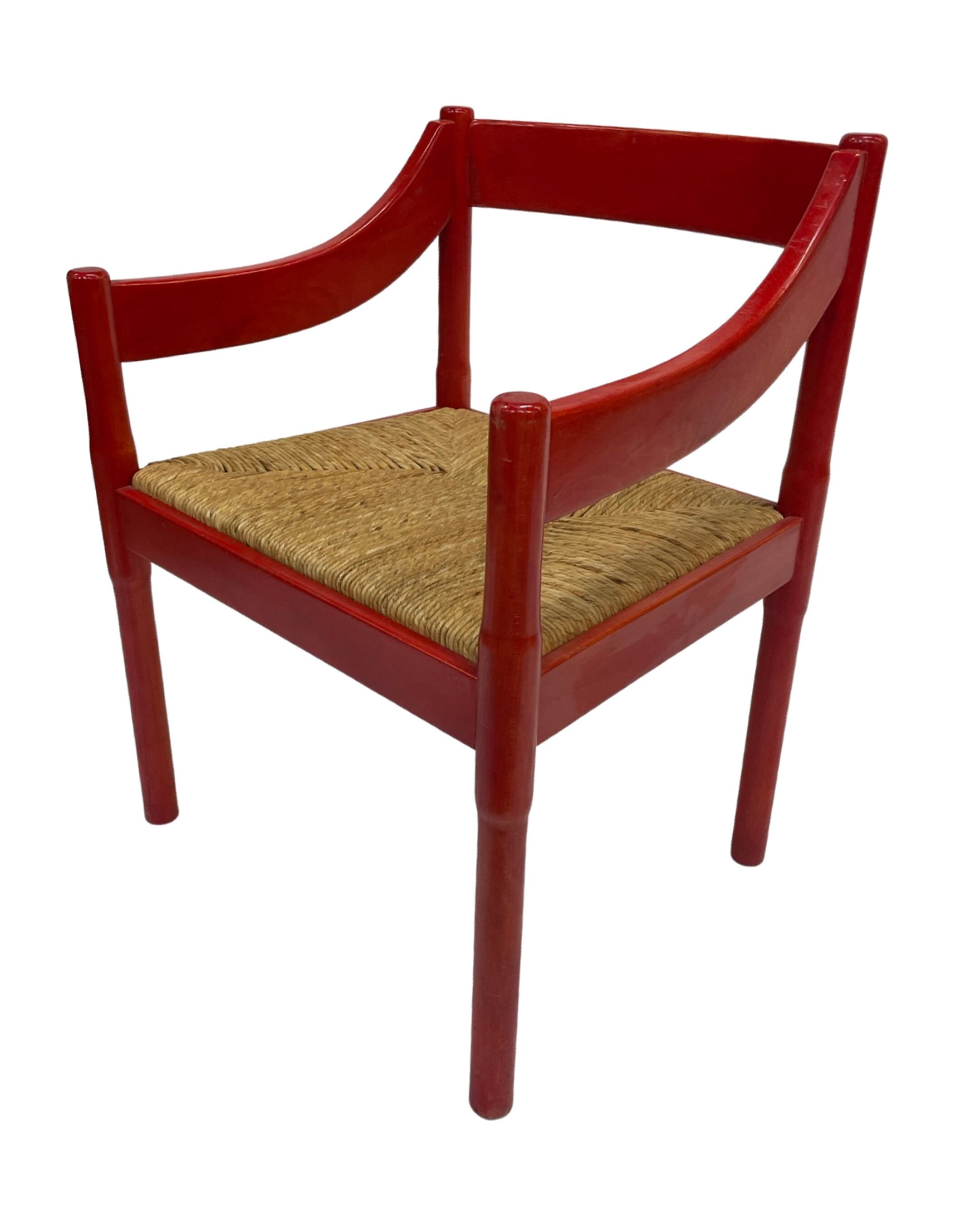 Fauteuil Carimate modèle 892 Vico Magistretti pour Cassina en rouge