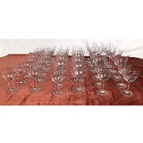 Service de verres en cristal taillé 42 pièces
