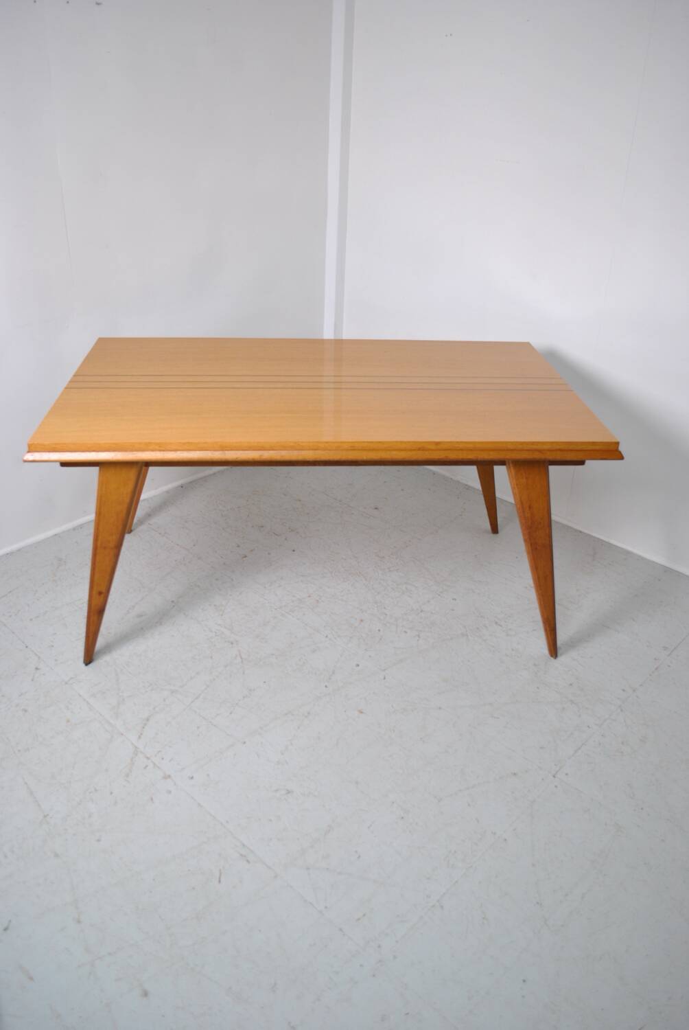 Table a manger pieds compas 1950