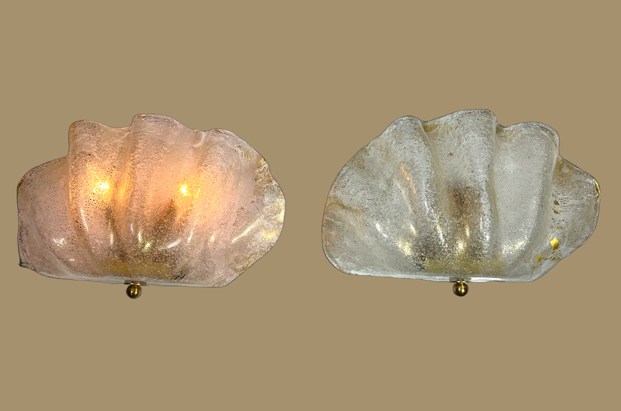 Paire d appliques mural en verre de murano en forme de coquillage des années 70