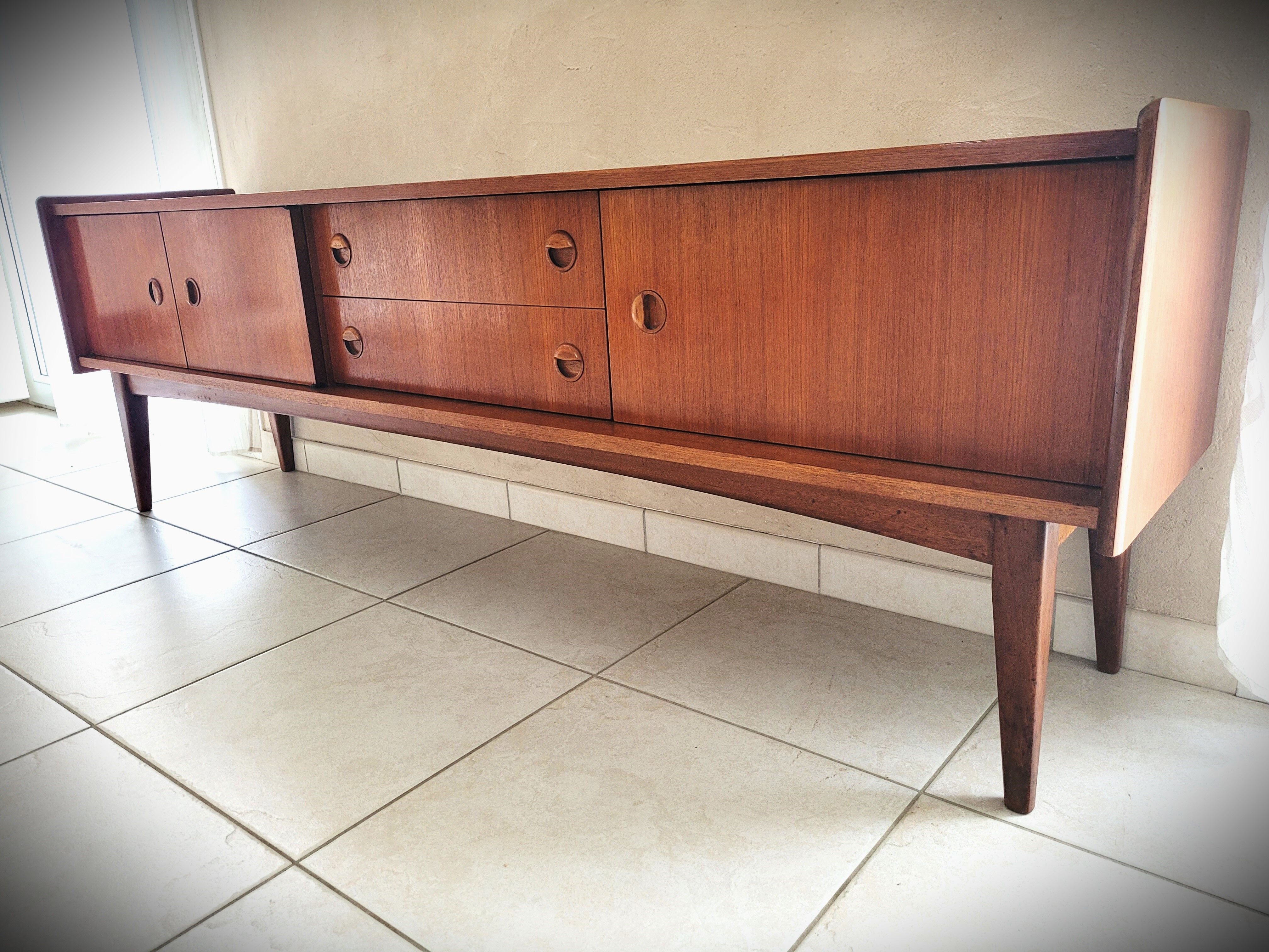 Enfilade design scandinave en teck vintage