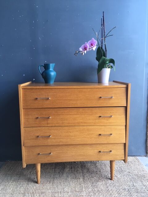 Vintage chest of drawers 1950