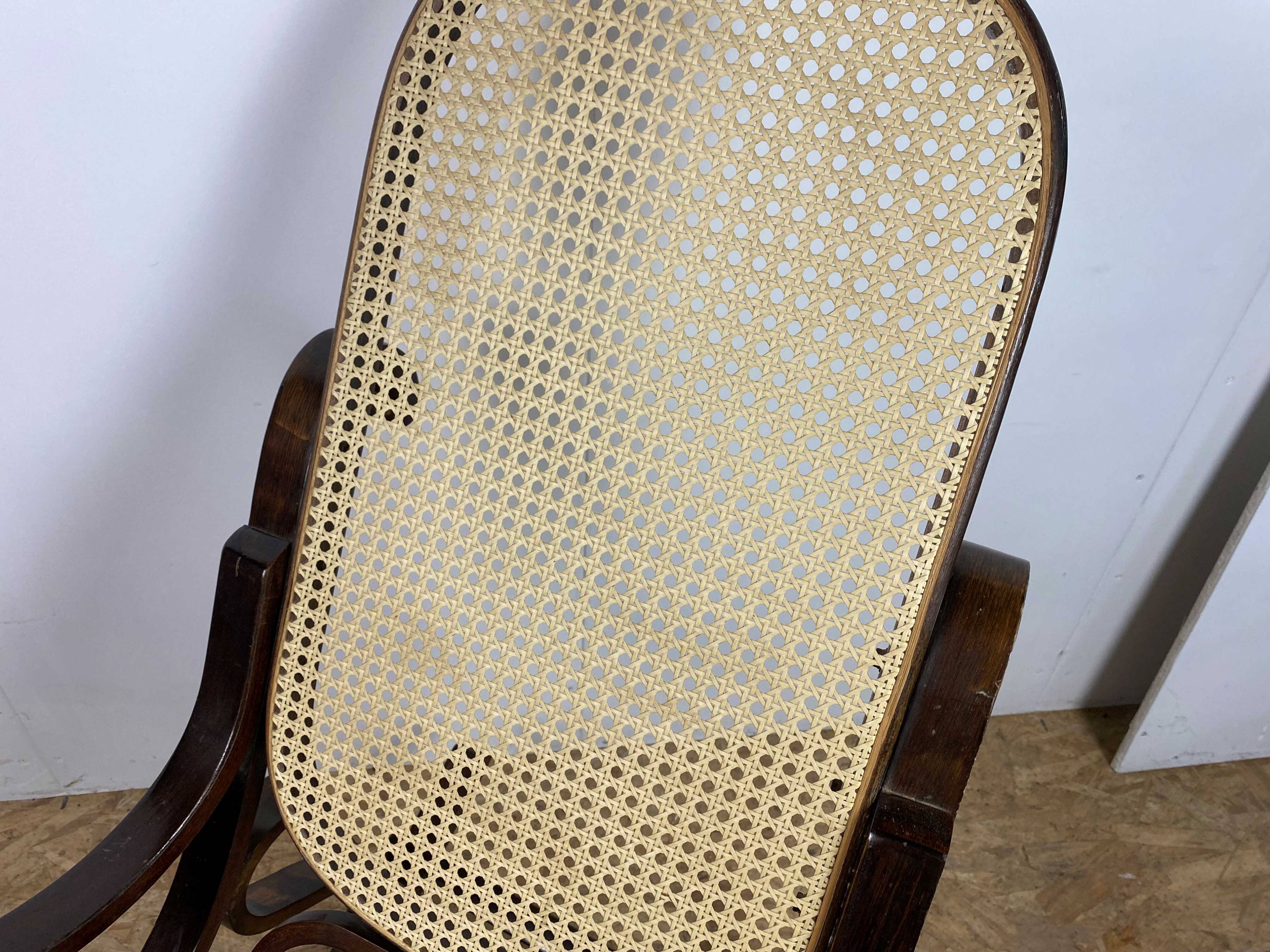 Rocking Chair in wood and canework, vintage 1970s