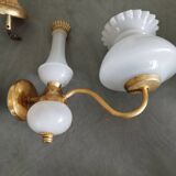 Lustre et ses 2 appliques opaline et laiton