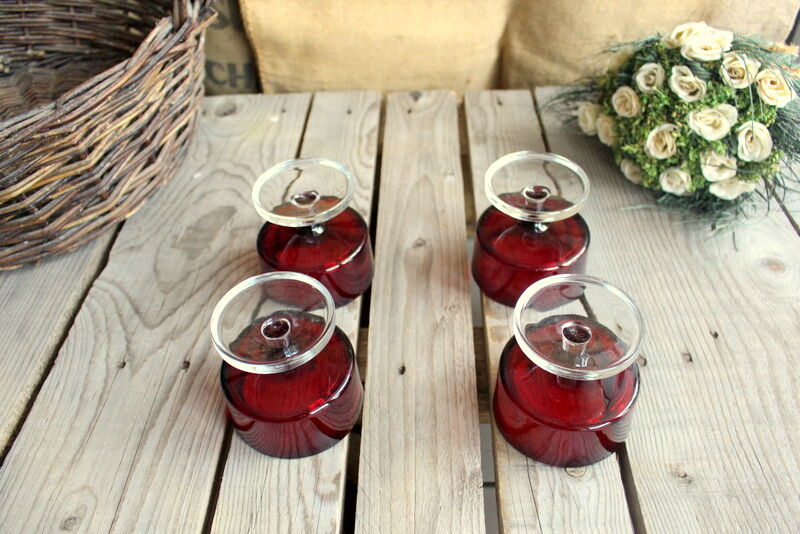 Set of 4 Ruby Luminarc Cavalier champagne cups
