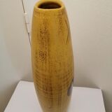 Ceramic vase