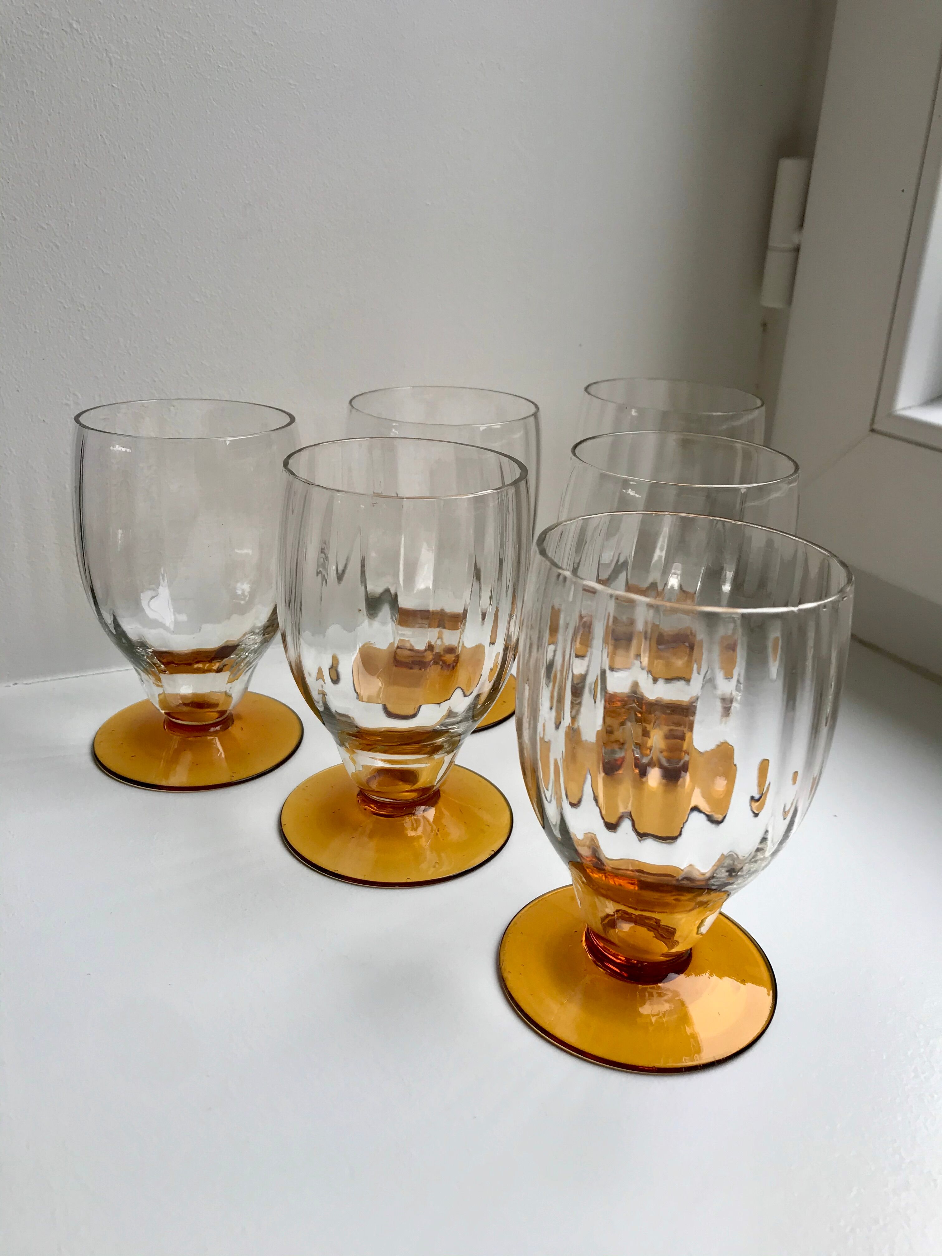 Lot de 6 verres à pieds ambré art déco années 30
