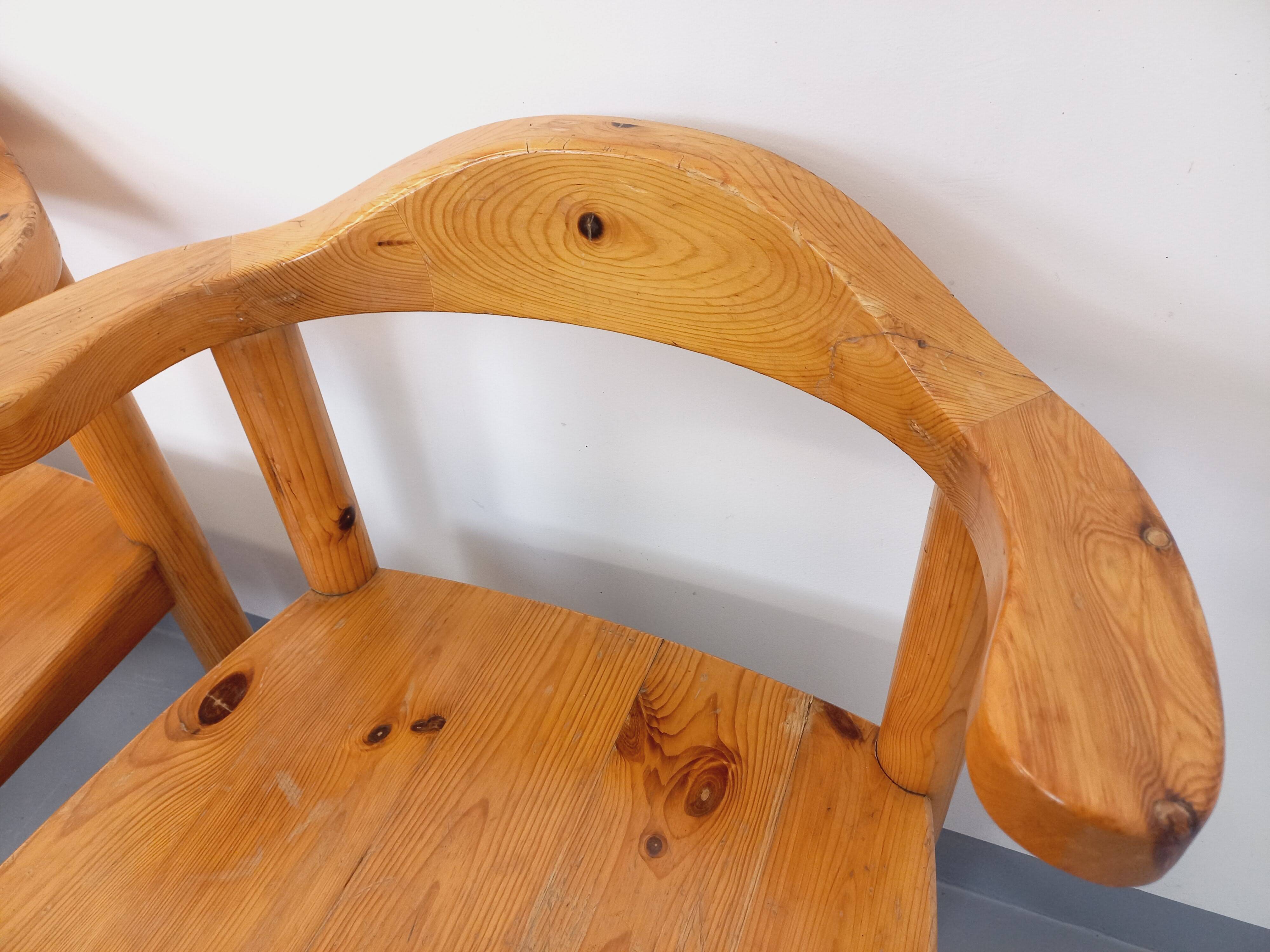 Set of 4 armchairs in pine from the 60s and 70s