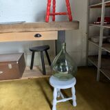 Tabouret tripode de vachette