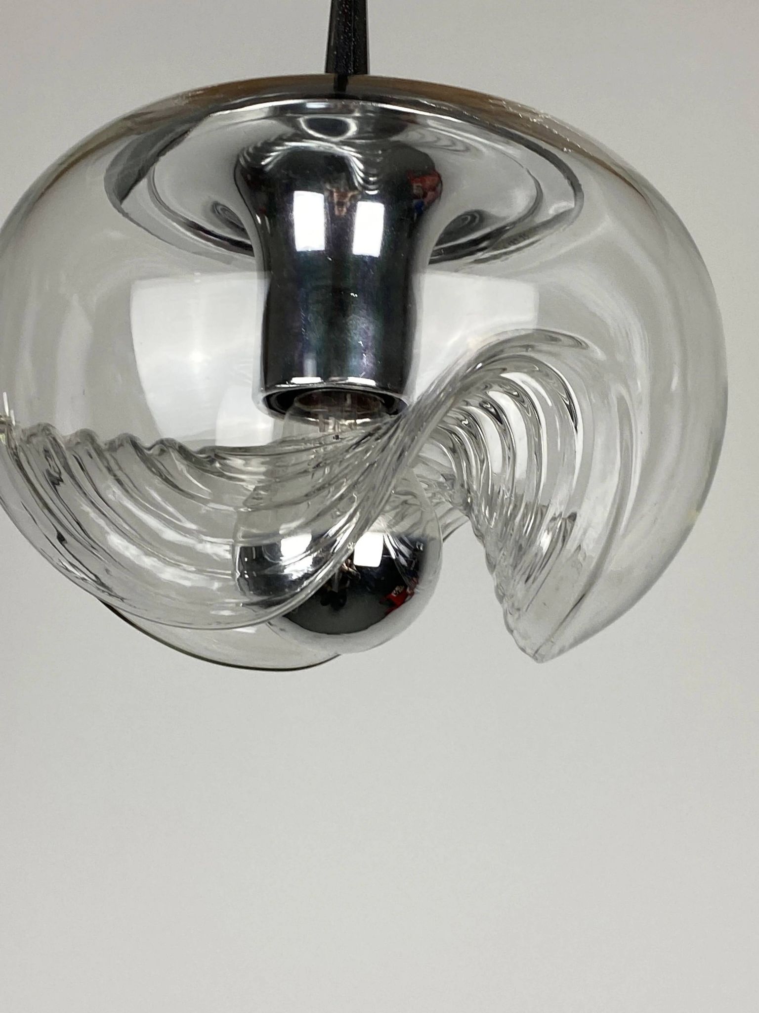 Peill & Putzler Futura suspension in ribbed glass and chrome 1970