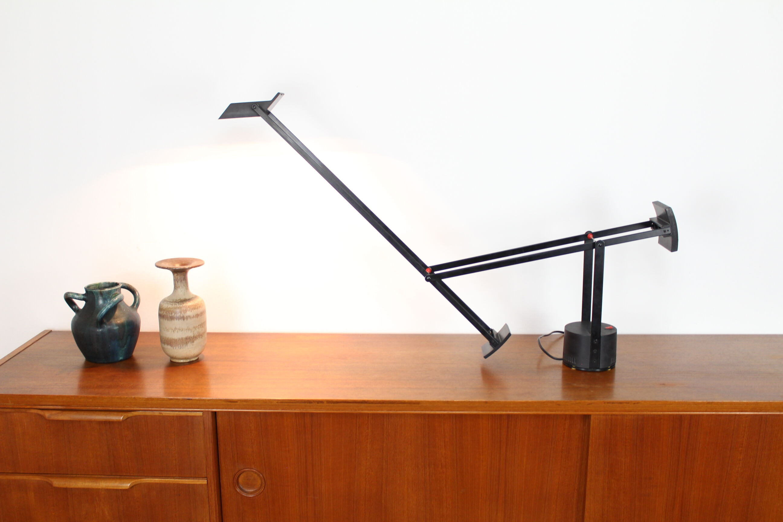 Lampe à balancier Tizio par Richard Sapper pour Artemide