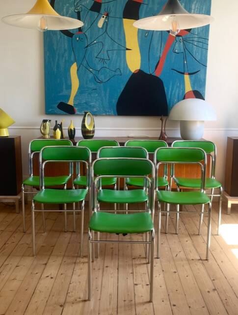 Série de 8 chaises Souvignet en chrome et skaï vert