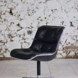 Black leather office chair by Charles Pollock for Knoll