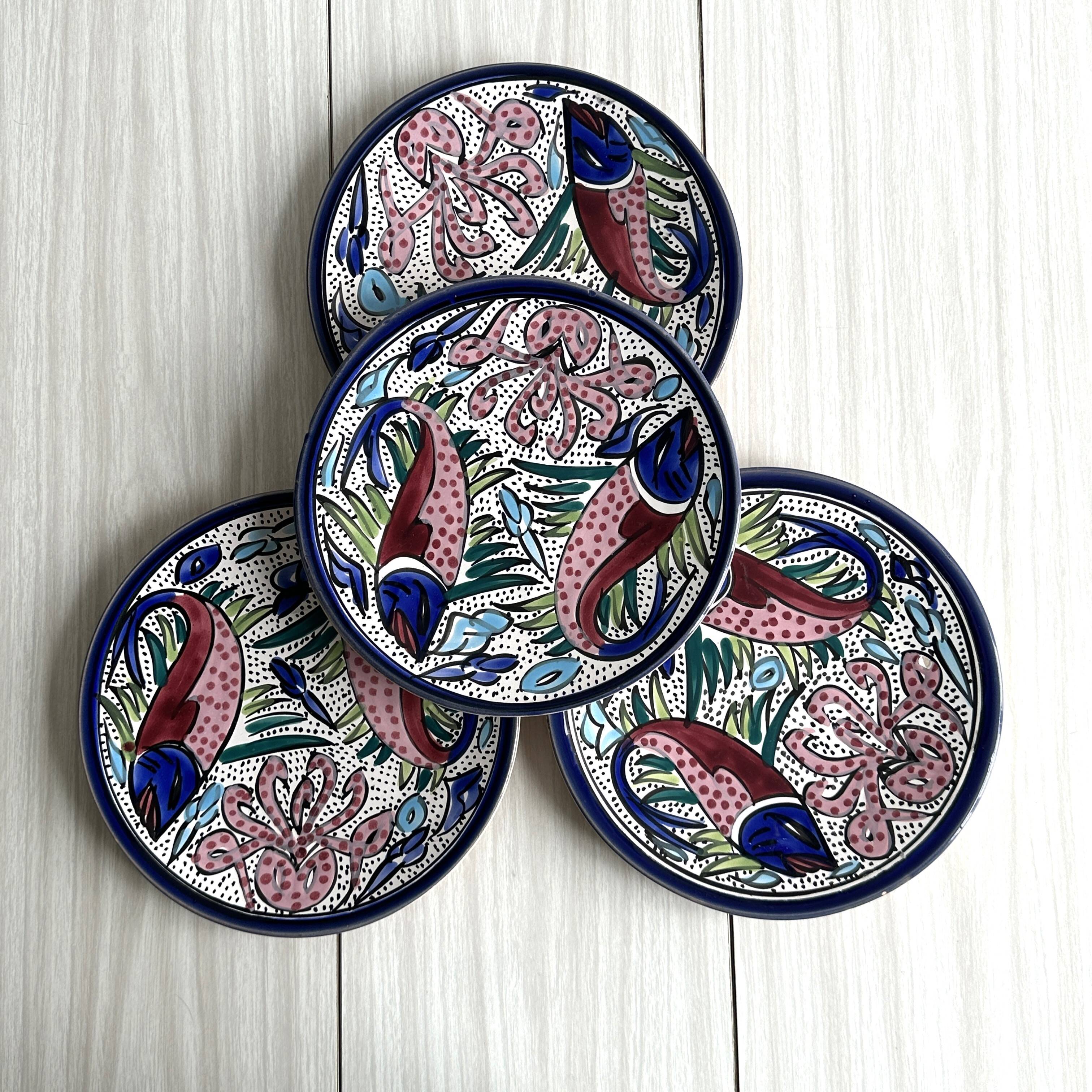 Colorful ceramic plates.
